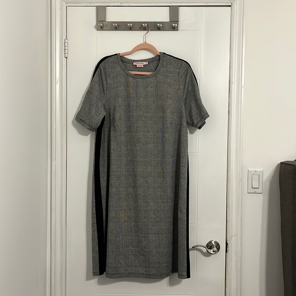 Beautiful Plaid Grey Dress